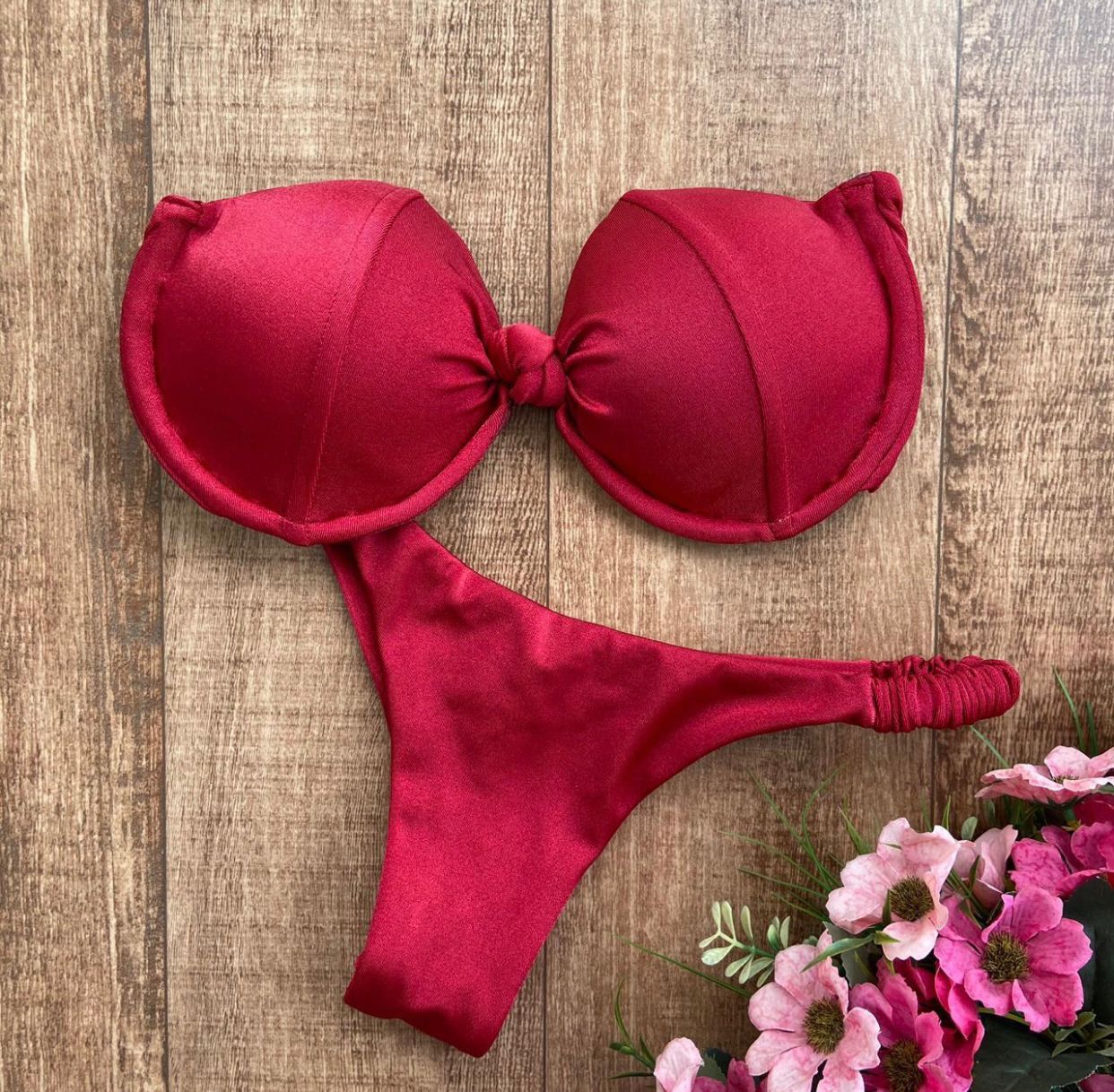 Viena Strapless Red